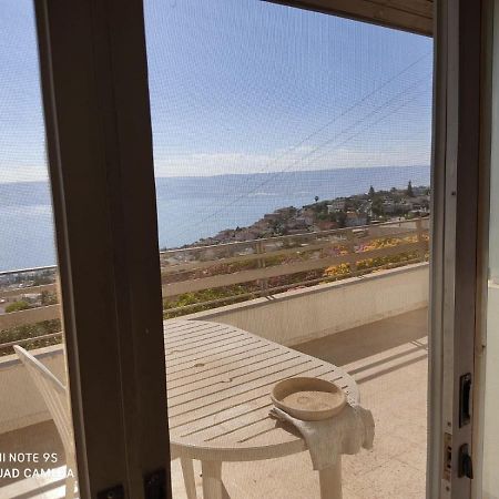 דירת נופש קסומה בטבריה Villa Exteriör bild
